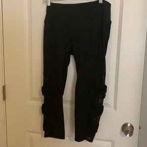 Capri workout leggings